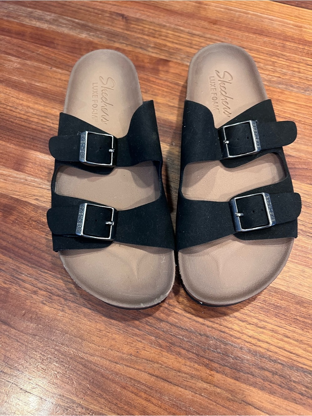 Skechers Black Double-Buckle Luxe Foam Slide Sandals - Size 8 - Picture 2 of 4